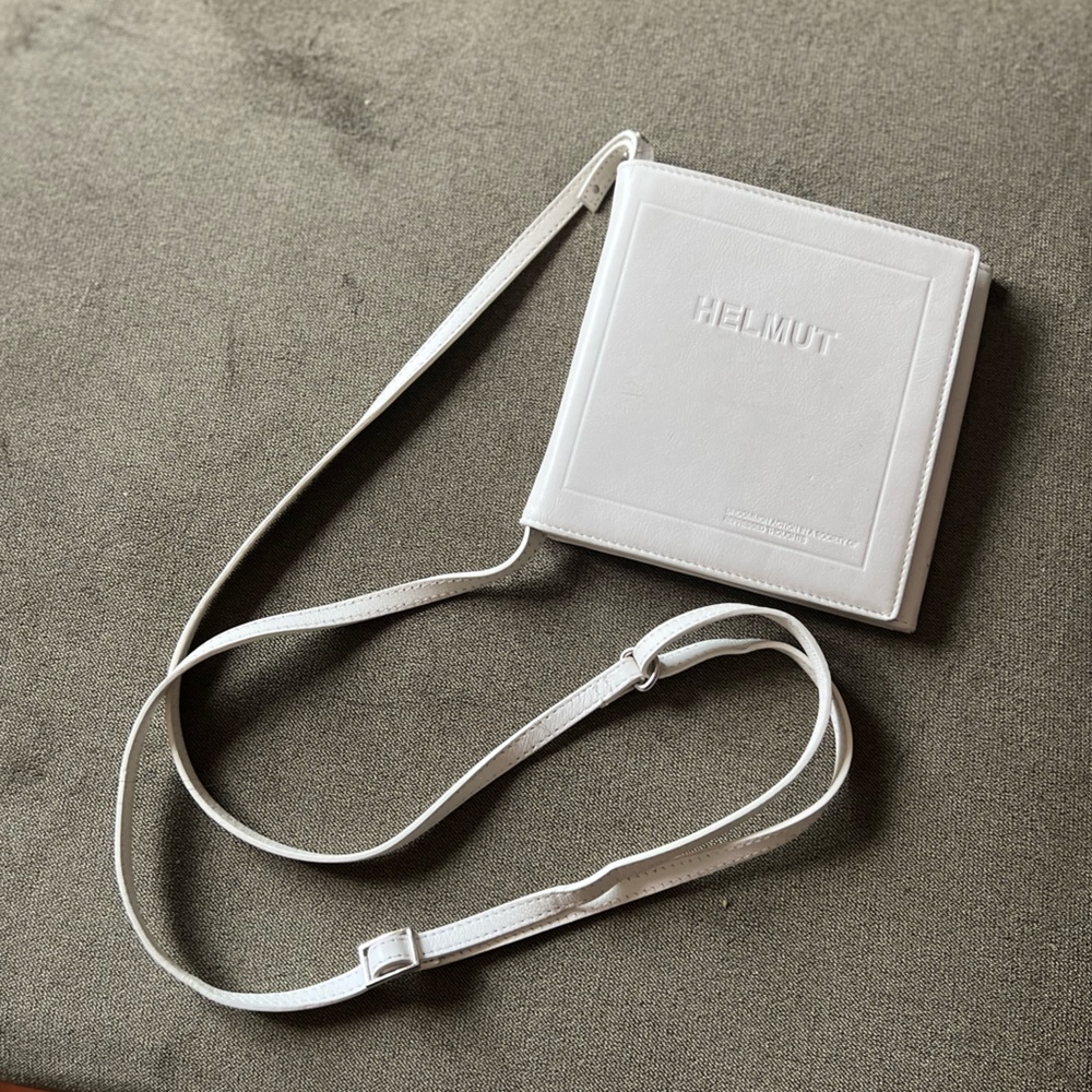 Helmet lang trifold bag